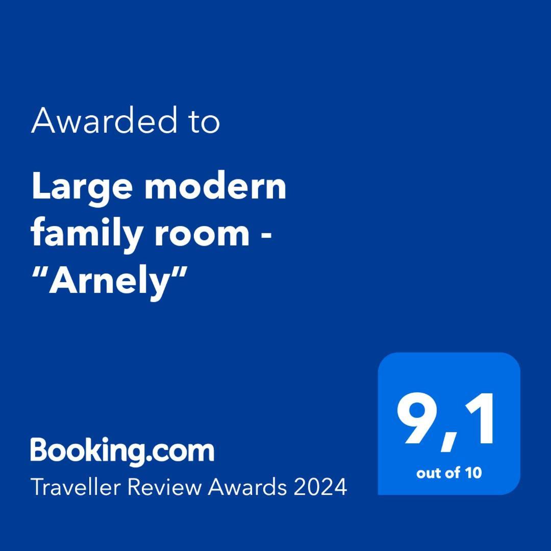 Large Modern Family Room - “Arnely” Tommerup Exterior photo